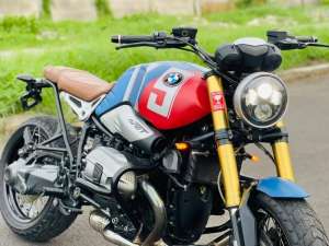 Moge BMW R nineT roadster mulus bmw R nine T BMW R9T BMW R-9T lokasi di Denpasar Selatan, tersedia melalui melalui situs Olx