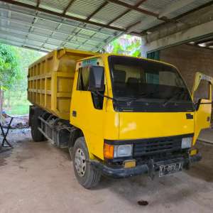 Siap cari cuwan , tersedia melalui melalui situs Olx