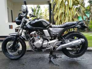 Suzuki Inazuma GW250 lokasi di Tamansari, tersedia melalui melalui situs Olx