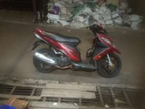 Suzuki SkyDrive 125 SS Lengkap lokasi di Palmerah, tersedia melalui melalui situs Olx