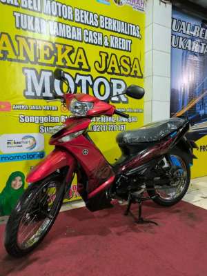 Jual bekas Vega ZR 2010 bisa kredit AJM,lokasi di Pajang