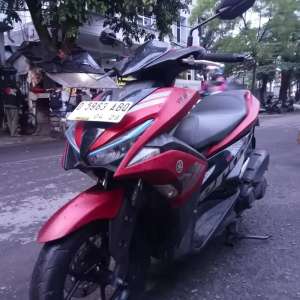 YAMAHA AEROX THN 2017 lokasi di Lengkong, tersedia melalui melalui situs Olx