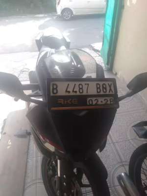 Yamaha R15 155cc tgn 1 dr baru lokasi di Tanjung Priok, tersedia melalui melalui situs Olx