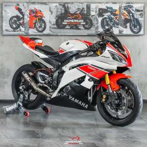 Jual bekas Yamaha R6 50th Anniversary Full Paper Like Newtt zx25 zx636 z800,lokasi di Blimbing