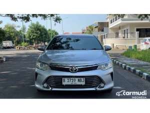 2015 Toyota Camry 2.5 V SedanHARGA TERMURAN DAN GARANSI 1 TAHUN , tersedia melalui melalui situs Carmudi