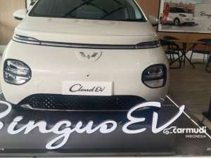 2024 Wuling Cloud EV ,0 EV Hatchback , tersedia melalui melalui situs Carmudi