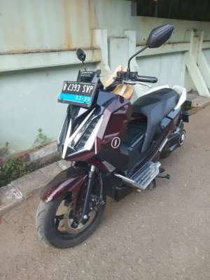 Alva Cervo 2024 low KM mulus lokasi di Gunung Putri, tersedia melalui melalui situs Olx