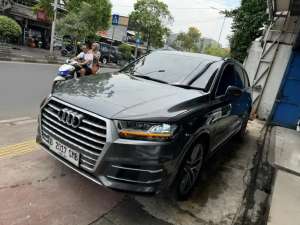 Audi Q7 th 2015 AT , tersedia melalui melalui situs Olx