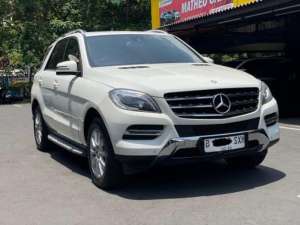 BANTING HARGA 2013 MERCEDES BENZ ML250 AT PUTIH UNIT TERAWAT , tersedia melalui melalui situs Cintamobil