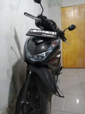 Beat deluxe cbs iss matte black thn 2023 lokasi di Soreang, tersedia melalui melalui situs Olx