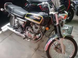 Binter Mercy KZ200 Tahun 1983 lokasi di Cilacap Tengah, tersedia melalui melalui situs Olx