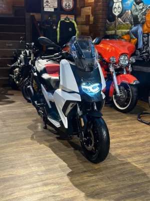 BMW Big Matic C 400 X 2020 FP ATPM low odo istimewa full acc lokasi di Denpasar Selatan, tersedia melalui melalui situs Olx