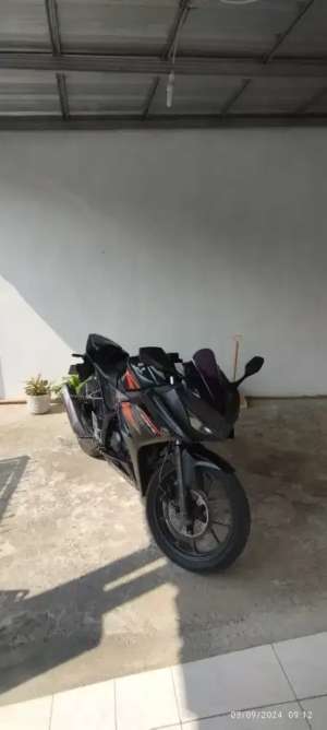 CBR 150R 2019 murah lokasi di Way Halim, tersedia melalui melalui situs Olx