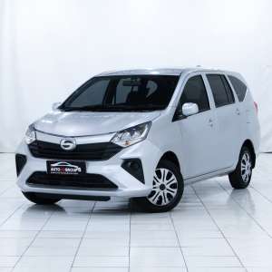 DAIHATSU SIGRA GLITTERING SILVER METALLICTYPE M MINOR CHANGE 1.0 MT 2023 , tersedia melalui melalui situs Cintamobil