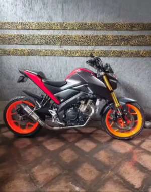 Di Jual Cepat Yamaha Xabre lokasi di Pinang (Penang), tersedia melalui melalui situs Olx