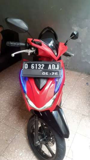 DI JUAL MOTOR HONDA BEAT TAHUN 2021 STNK PAJAK PANJANG, BPKB KUMPLIT lokasi di Buahbatu (Margacinta), tersedia melalui melalui situs Olx