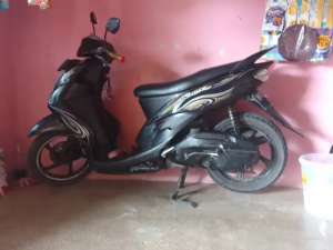 Dijual motor murah, surat stnk lokasi di Kemuning, tersedia melalui melalui situs Olx