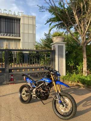 Dtraker SE tahun 2022 lokasi di Meral, tersedia melalui melalui situs Olx