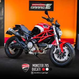 Ducati Monster 795 Merah 2012 Full modif FP lokasi di Mampang Prapatan, tersedia melalui melalui situs Olx