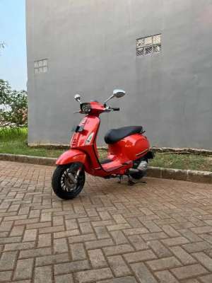FOR SALE VESPA SPRINT S 150 IGET ABS FACELIFT 2023 lokasi di Sawah Besar, tersedia melalui melalui situs Olx