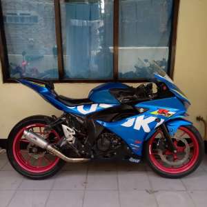 Gsx 150 tahun 2017 lokasi di Antapani (Cicadas), tersedia melalui melalui situs Olx