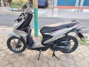 Honda beat deluxe iss 2020 lokasi di Bekasi Selatan, tersedia melalui melalui situs Olx