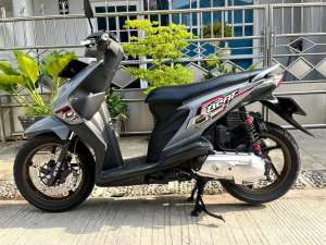 Honda Beat Karbu 2011 lokasi di Bekasi Barat, tersedia melalui melalui situs Olx