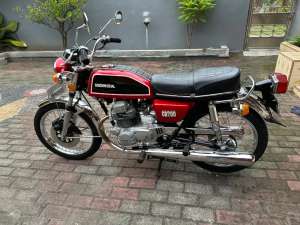 Jual bekas Honda CB 200 Twin Standar 1977,lokasi di Rungkut
