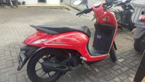 Jual bekas Honda genio merah fabulous mulus,lokasi di Pasar Kemis