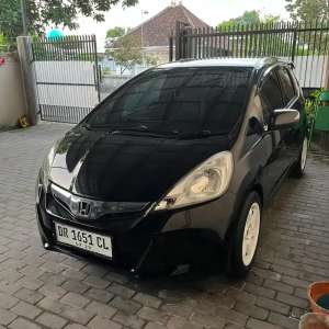 Jual bekas Honda Jazz Ge8 1.5 S Matic 2013,lokasi di 