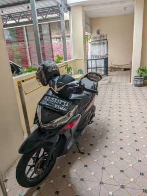 Honda Vario 125 Tahun 2016 lokasi di Banjarsari, tersedia melalui melalui situs Olx