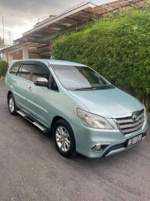 Jual bekas Innova barong 2.5 G matic diesel 2015 Rare warna,lokasi di 