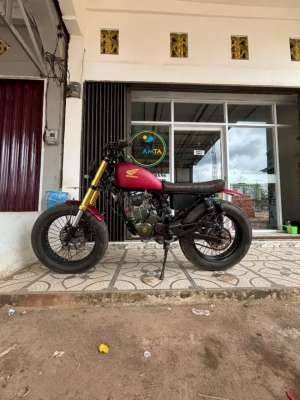Jual bekas Japstlye basic Megapro,lokasi di Alang-Alang Lebar