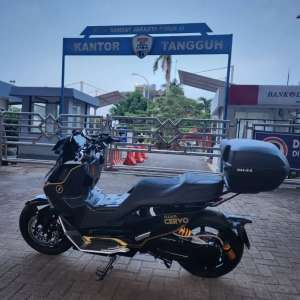 Jual cepat motor listrik alva cervo full modif lokasi di Matraman, tersedia melalui melalui situs Olx