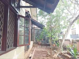 Jual cepat murah rumah dekat tol brigif desari polsek cinere limo depo lokasi di Cinere, tersedia melalui melalui situs Olx