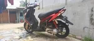 JUAL Honda vario tahun 2011 lokasi di Pancoran Mas, tersedia melalui melalui situs Olx