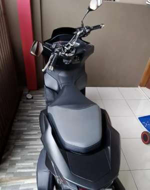 Jual motor Honda PCX abs 160 lokasi di Cibitung, tersedia melalui melalui situs Olx