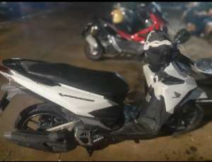 Jual Vario 150 THN 2017 lokasi di Kebayoran Baru, tersedia melalui melalui situs Olx