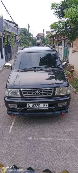 Jual bekas KIJANG KAPSUL LGX MATIC 2002,lokasi di 