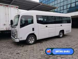 Jual bekas Mobil Baru Microbus Giga Long,lokasi di 
