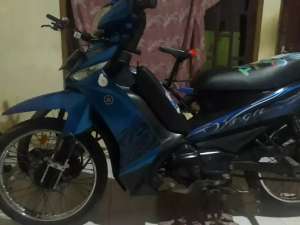 Jual bekas motor yamaha vega zr komplit,no minus,tinggal pake,.,lokasi di Kesugihan