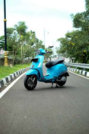 PIAGGIO VESPA MATIC SPRINT S 150 FACELIFT 2022 BISA KREDIT lokasi di Sawangan, tersedia melalui melalui situs Olx