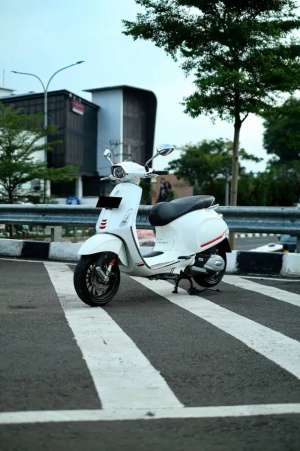 PIAGGIO VESPA MATIC SPRINT S 150 FACELIFT 2023 BISA KREDIT lokasi di Cempaka Putih, tersedia melalui melalui situs Olx