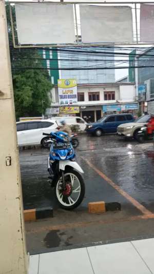 Shogun Axelo 125 kopling manual lokasi di Ciputat, tersedia melalui melalui situs Olx