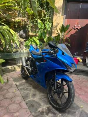 Suzuki GSX R 150 lokasi di Karang Asem, tersedia melalui melalui situs Olx