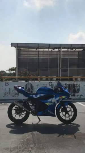 SUZUKI GSXR 150 TERAWAT lokasi di Labuapi, tersedia melalui melalui situs Olx