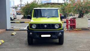 Jual bekas Suzuki Jimny AT 2020 kinetic yellow km 2 ribuan cash kredit prpses bisa dibantu,lokasi di DKI Jakarta