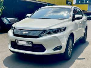 Toyota Harrier 2.0 NA 2014 SUV , tersedia melalui melalui situs Cintamobil