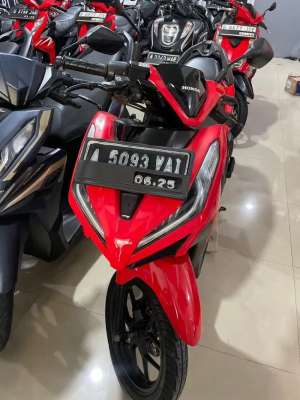 VARIO 125 TAHUN 2020 lokasi di Panongan, tersedia melalui melalui situs Olx