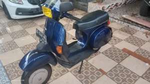 Vespa excel 2001 lokasi di Ilir Barat I, tersedia melalui melalui situs Olx